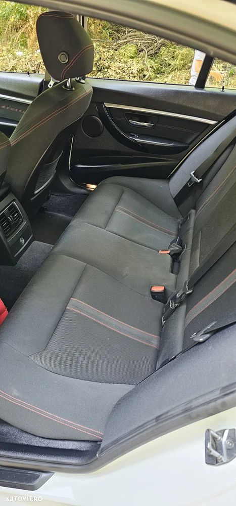 BMW Seria 3 316d Sport Line - 14