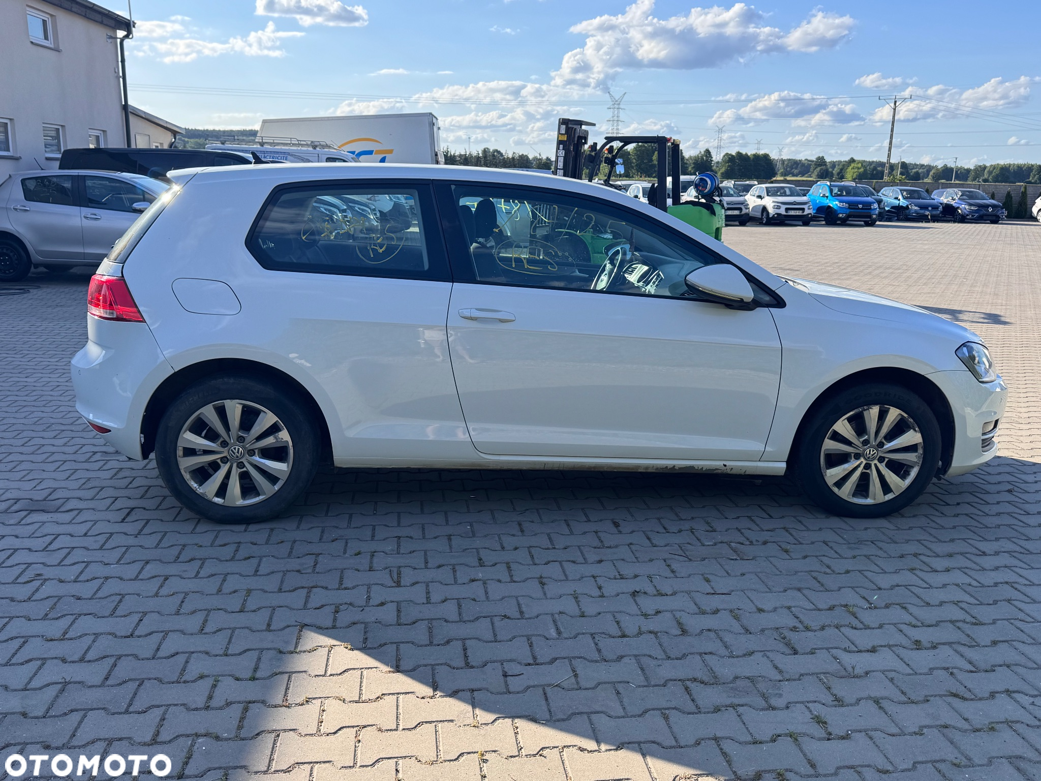 Volkswagen Golf 1.6 BlueTDI Comfortline - 10