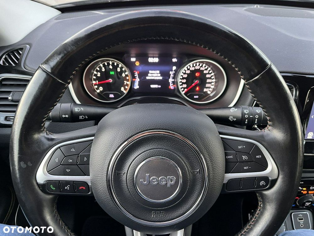 Jeep Compass - 11
