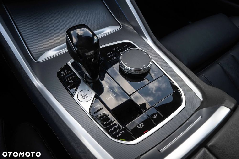 BMW X6 xDrive30d mHEV - 23