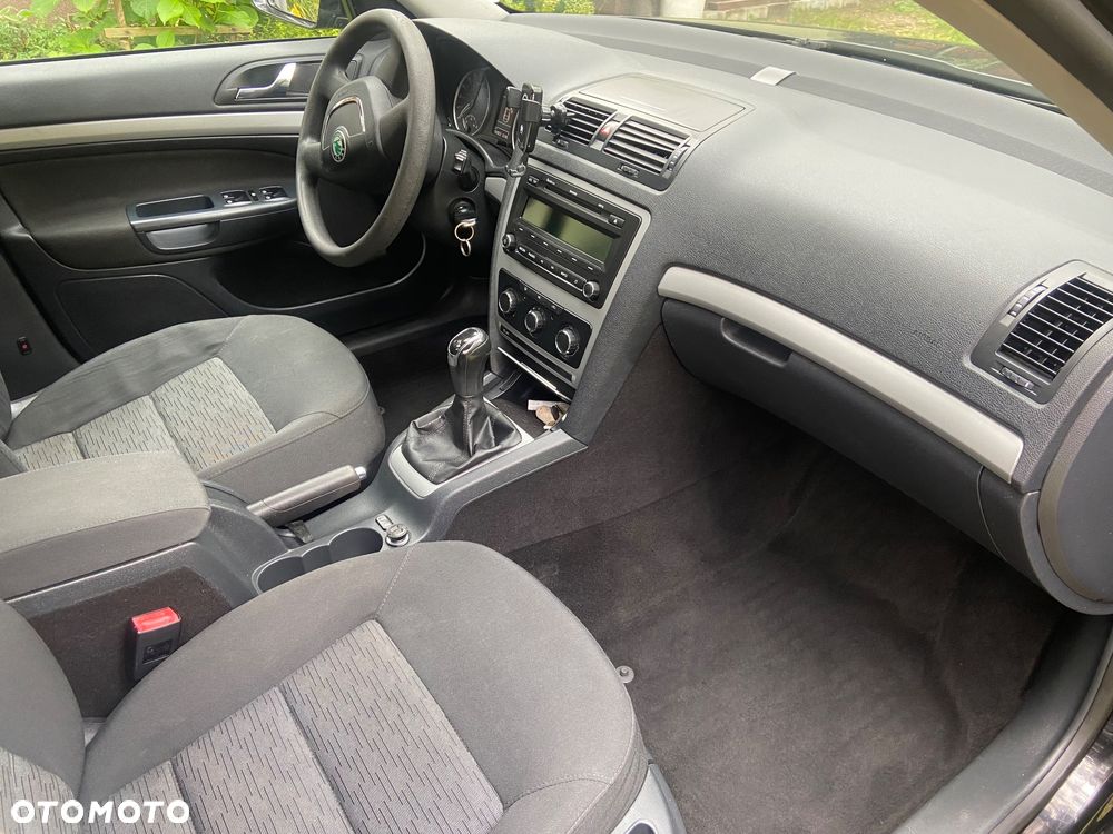 Skoda Octavia 2.0 TDI Ambiente - 9