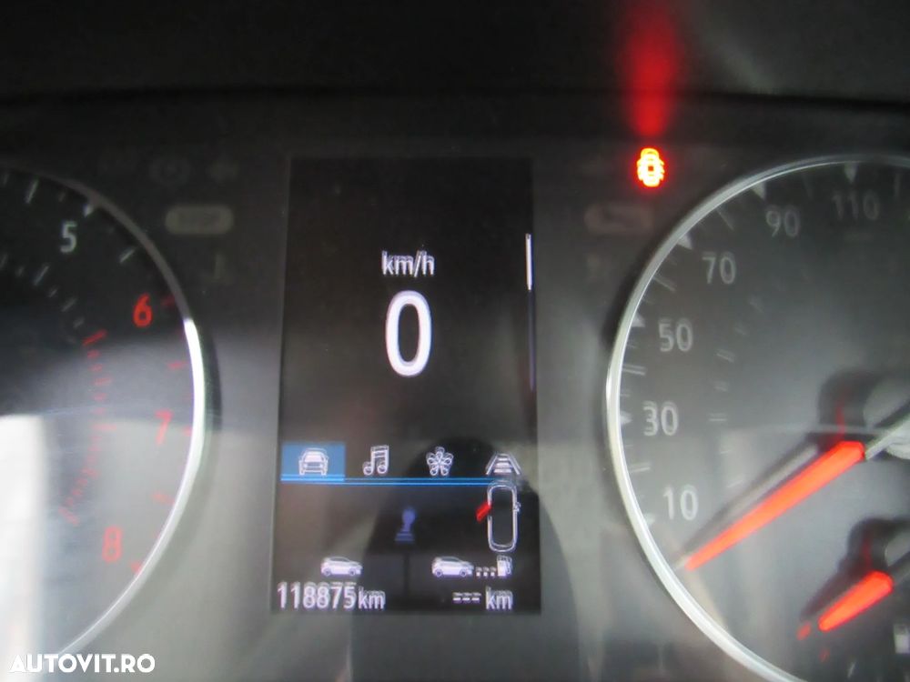 Renault Clio TCe 100 EXPERIENCE - 11