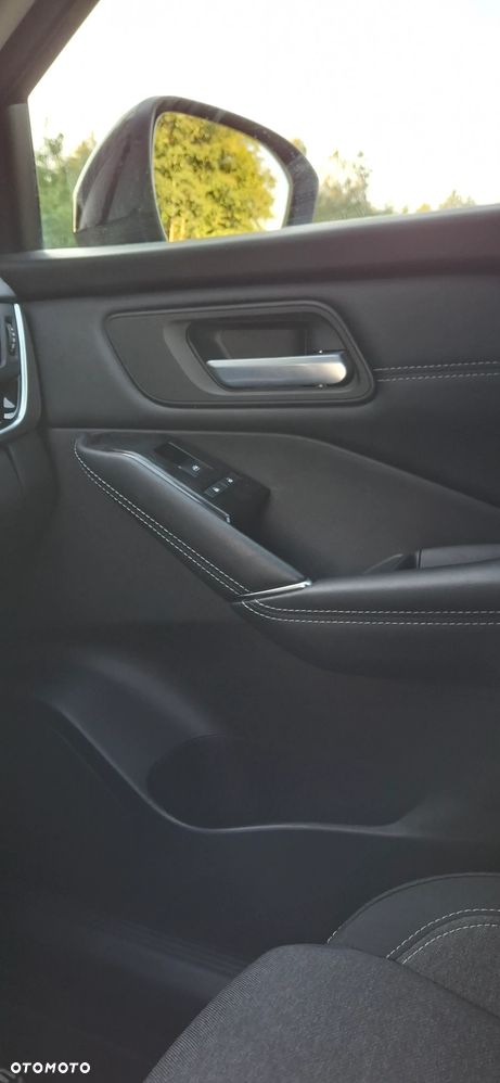 Nissan Qashqai 1.3 DIG-T MHEV N-Connecta - 8