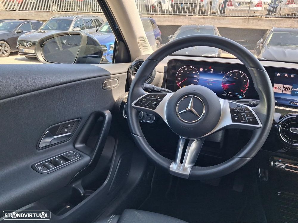 Mercedes-Benz A 200 Standard - 13