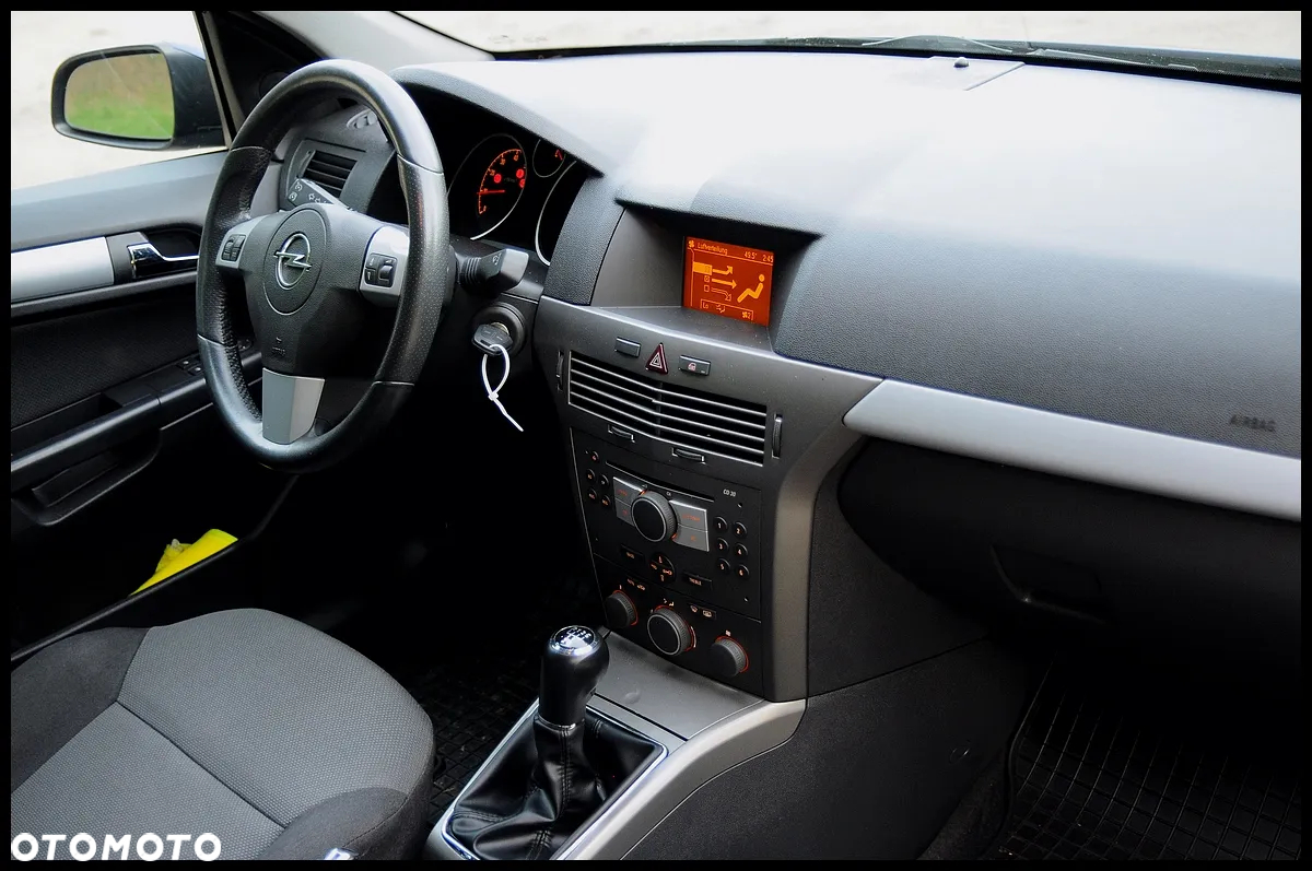 Opel Astra - 23