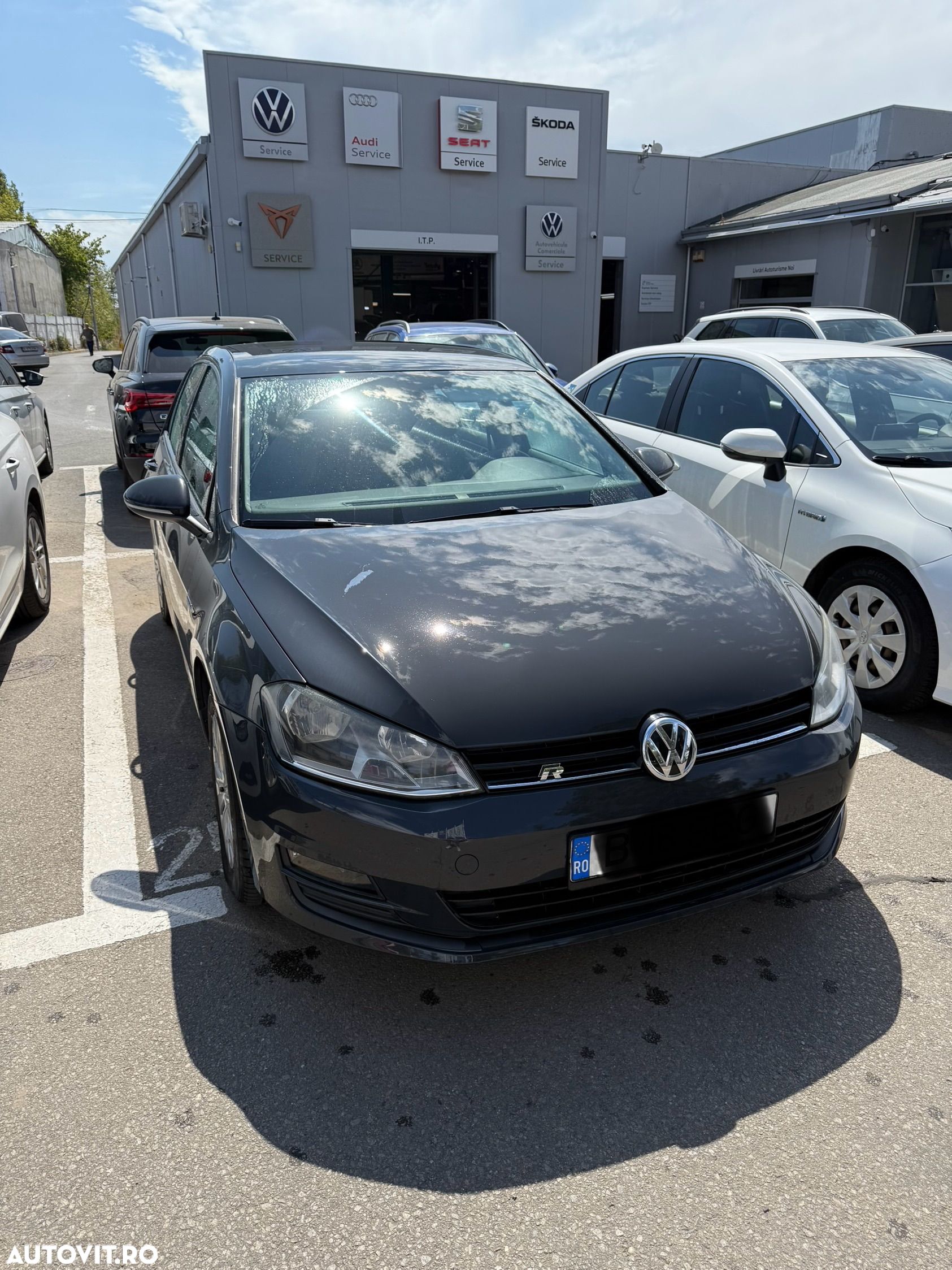 Volkswagen Golf 1.6 TDI DPF BMT Trendline - 1