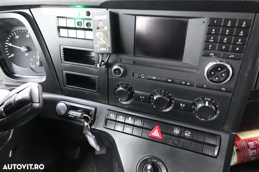 Mercedes-Benz AROCS 2636 / 6x4 / BASCULANTE / HIDROBOARD / + HDS FASSI F 175a / RADIO CONTROL / ROTATOR / EURO 6 / 2016 - 33