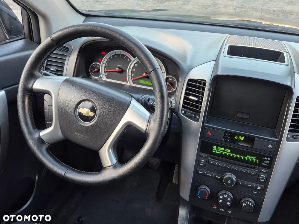 Chevrolet Captiva 2.4 2WD 5 Sitzer LS - 24