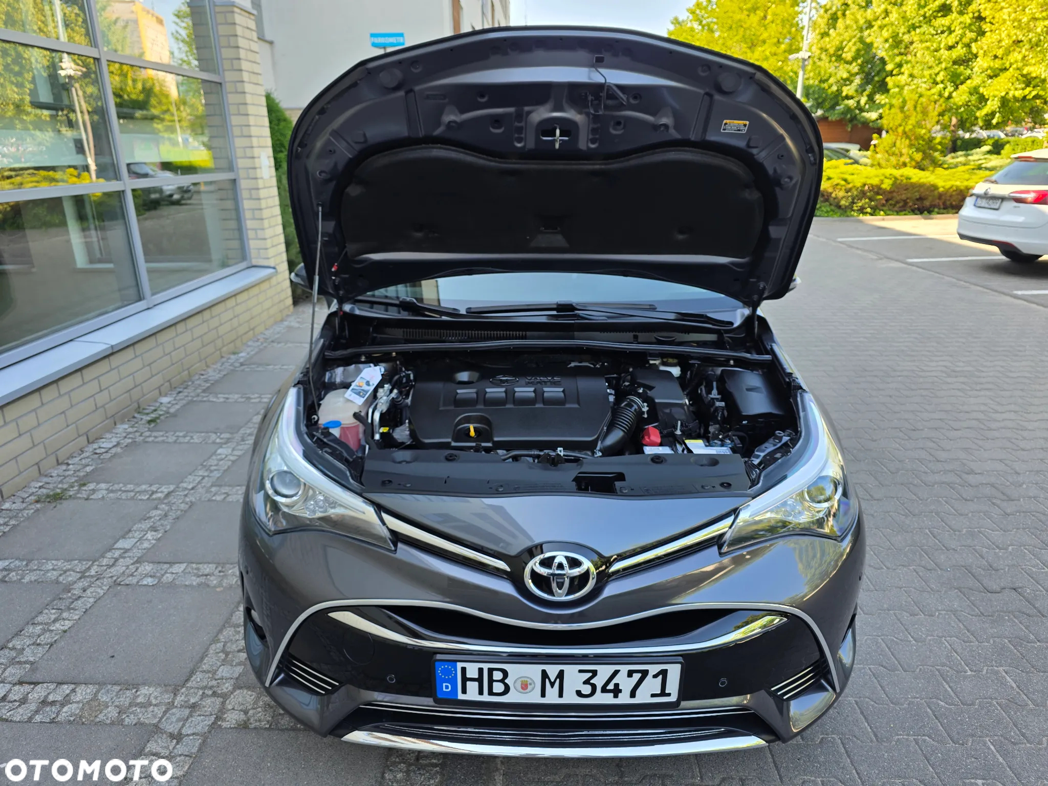 Toyota Avensis - 13