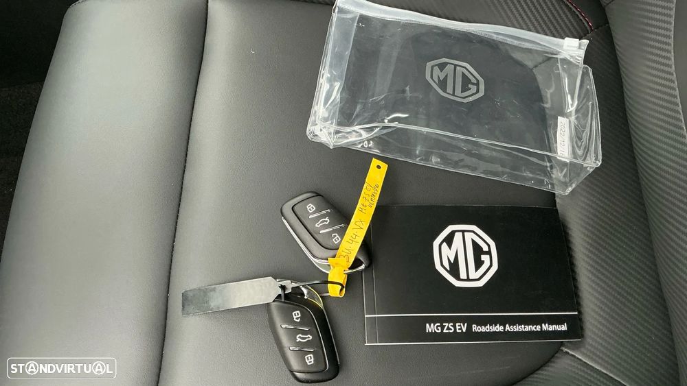 MG ZS EV 72.6 kWh Luxury - 55