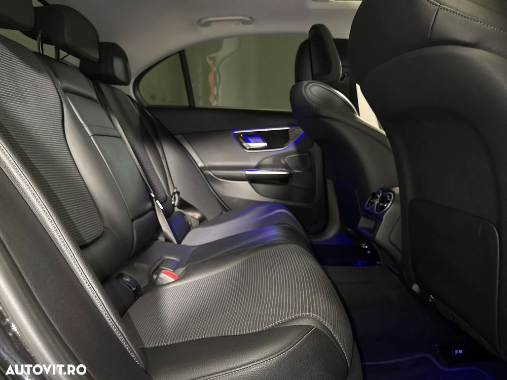 Mercedes-Benz C 300 MHEV 4MATIC - 13