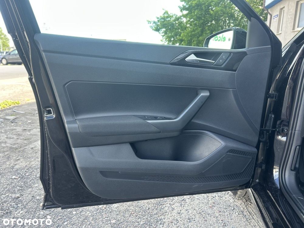 Volkswagen Polo 1.0 TSI Life Plus - 30