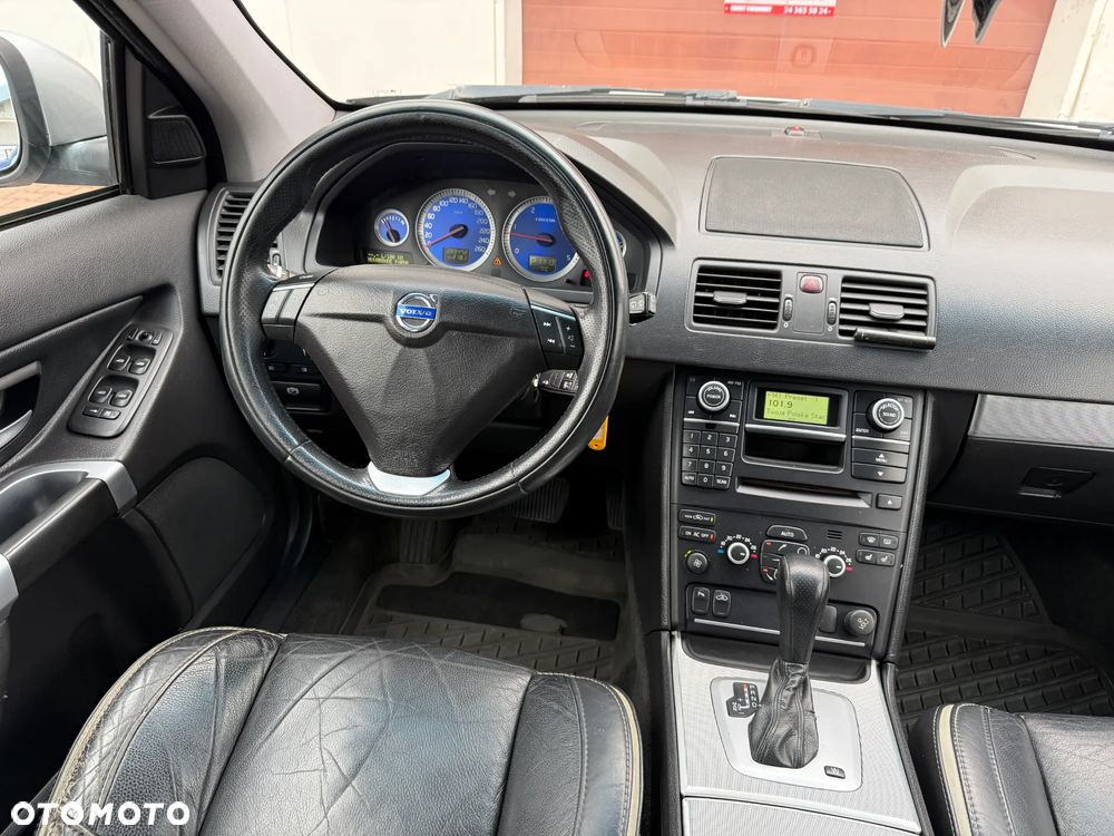 Volvo XC 90 D5 AWD Executive - 22