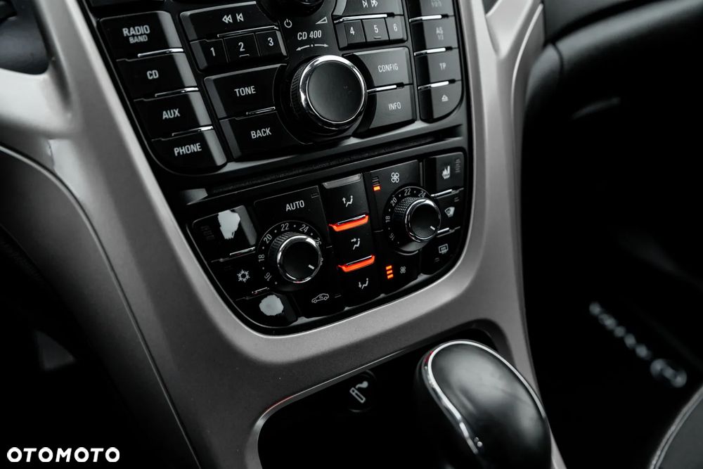 Opel Astra 1.4 Turbo Automatik - 34