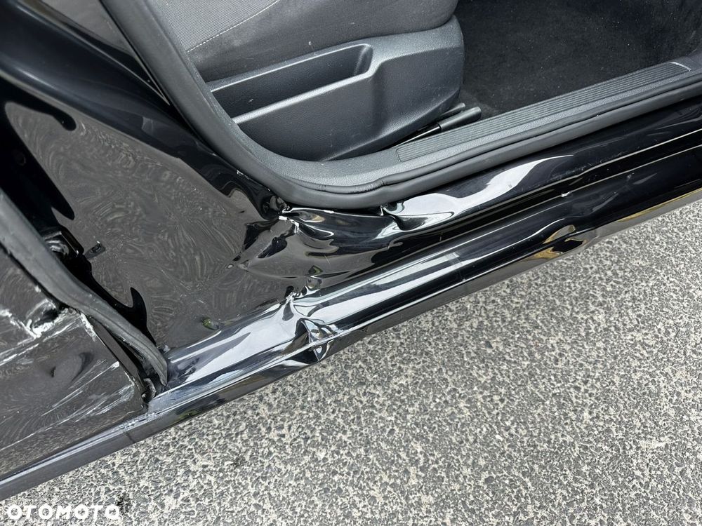 Volkswagen Golf 1.6 TDI DPF DSG Trendline - 8