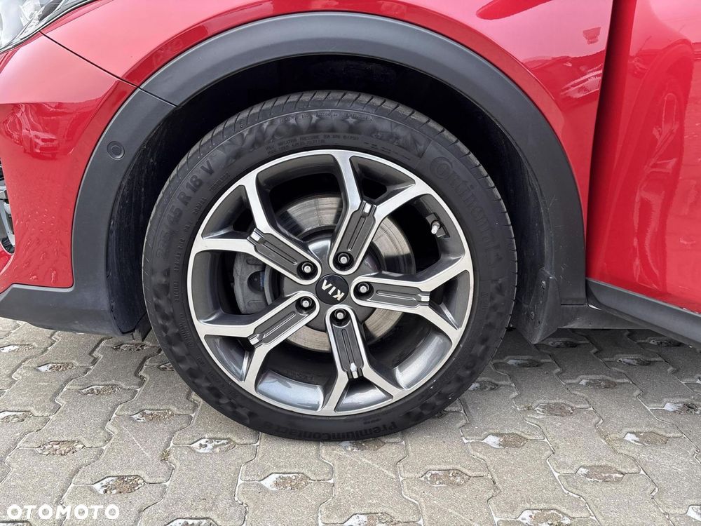 Kia XCeed 1.6 T-GDI Business Line DCT - 18