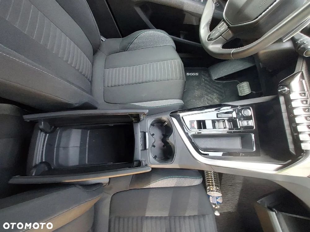 Peugeot 5008 - 18