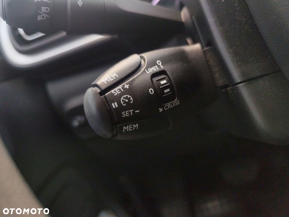 Citroën C3 1.2 PureTech Max EAT6 - 28