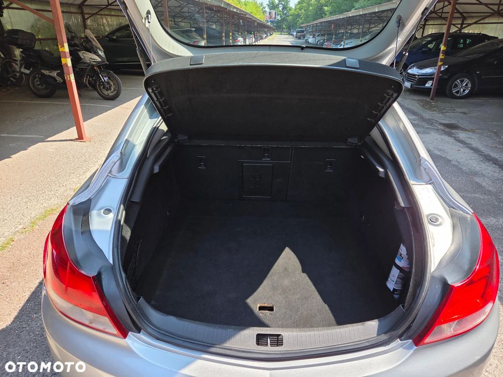 Opel Insignia 2.0 T Cosmo 4x4 - 15