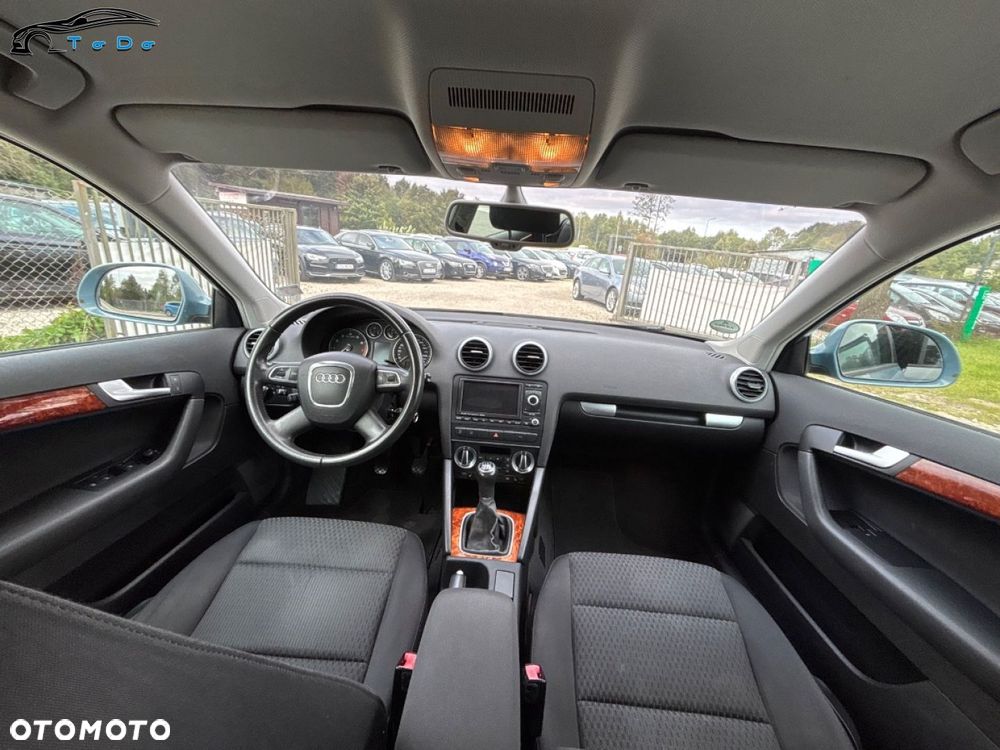 Audi A3 Sportback 1.4 TFSI Ambiente - 30