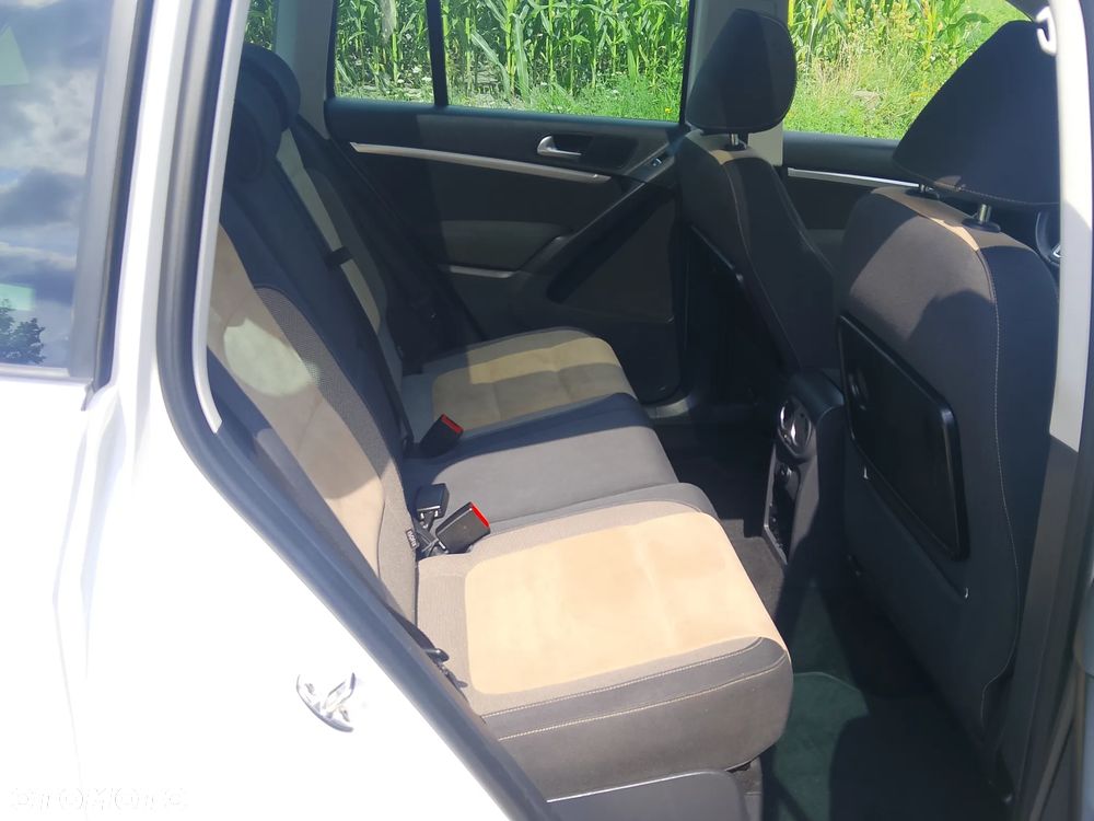 Volkswagen Tiguan - 15