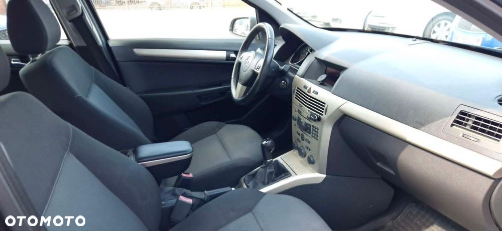 Opel Astra - 8