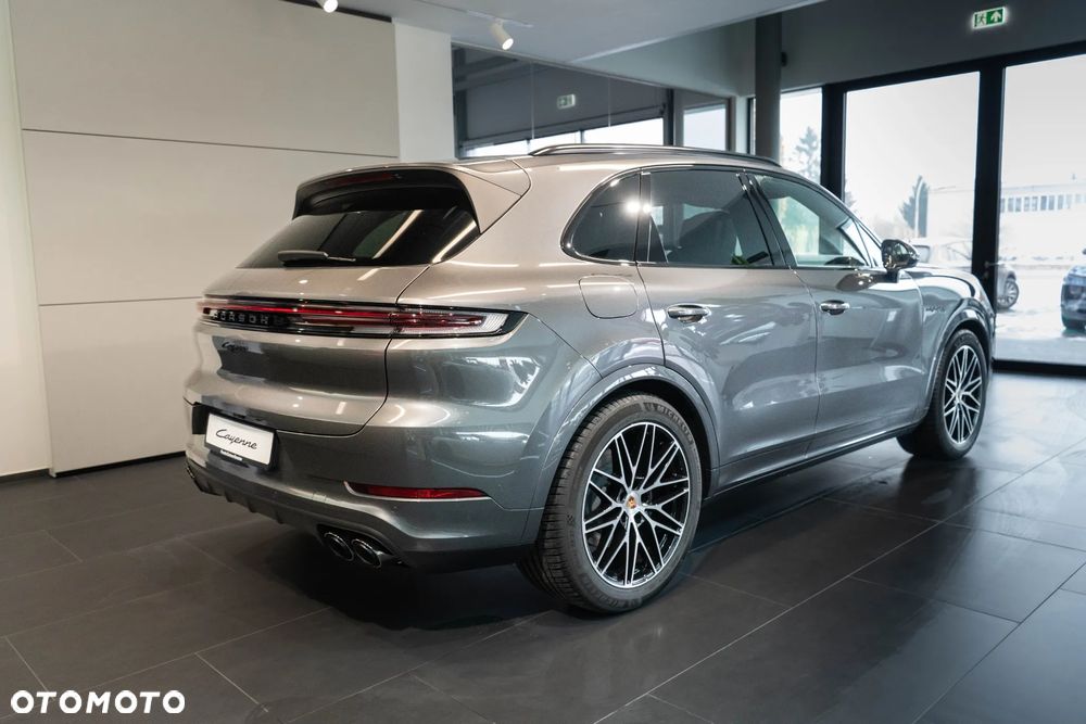 Porsche Cayenne E-Hybrid PHEV - 4
