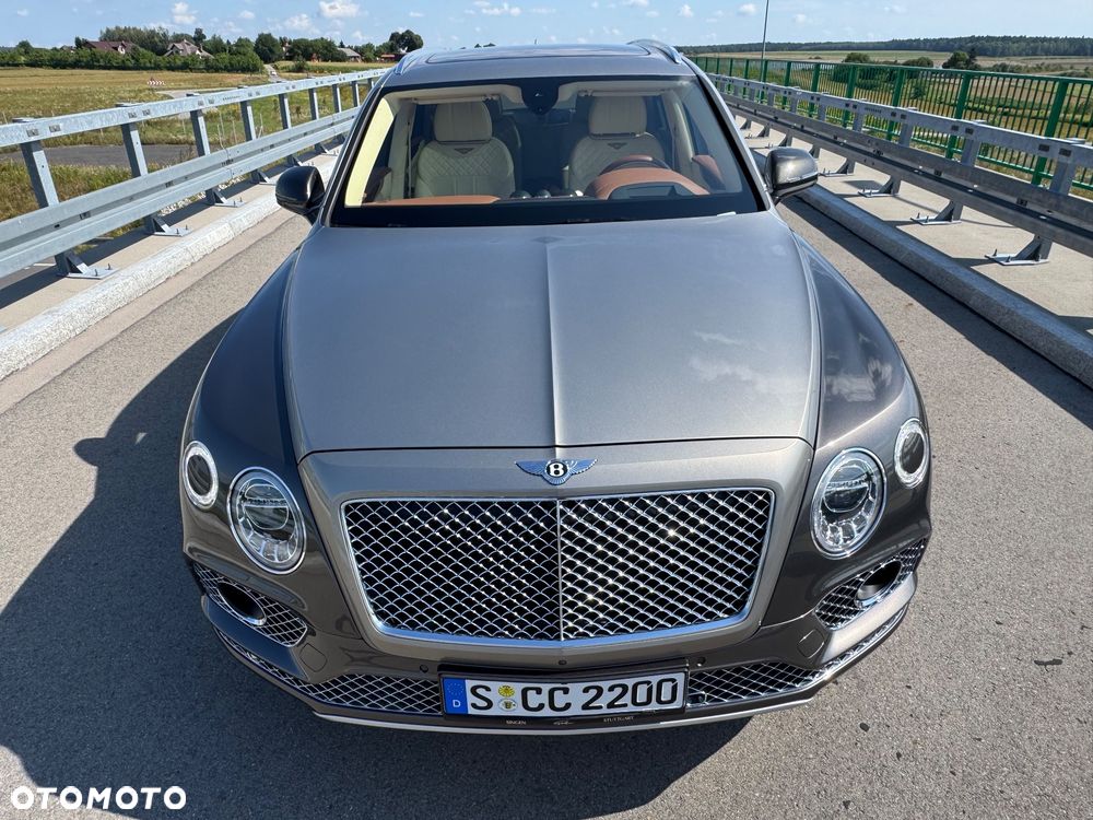 Bentley Bentayga W12 - 2