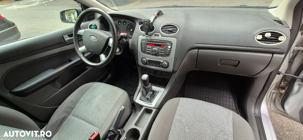 Ford Focus - 6
