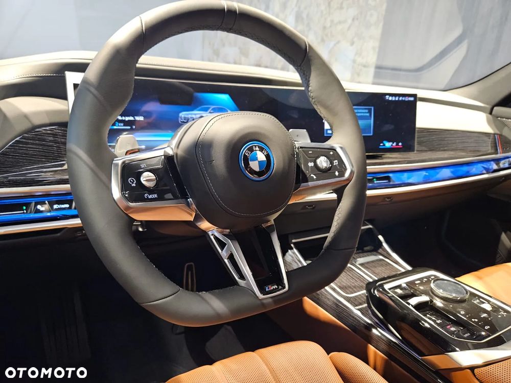 BMW Seria 7 750e xDrive - 12