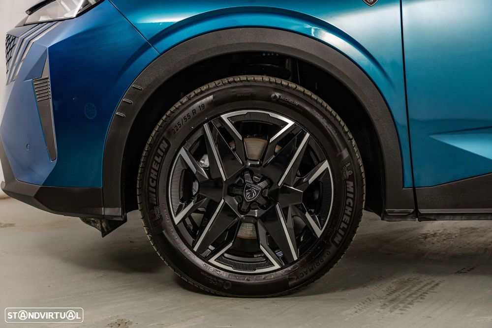 Peugeot 5008 1.2 Hybrid GT e-DCS6 - 24