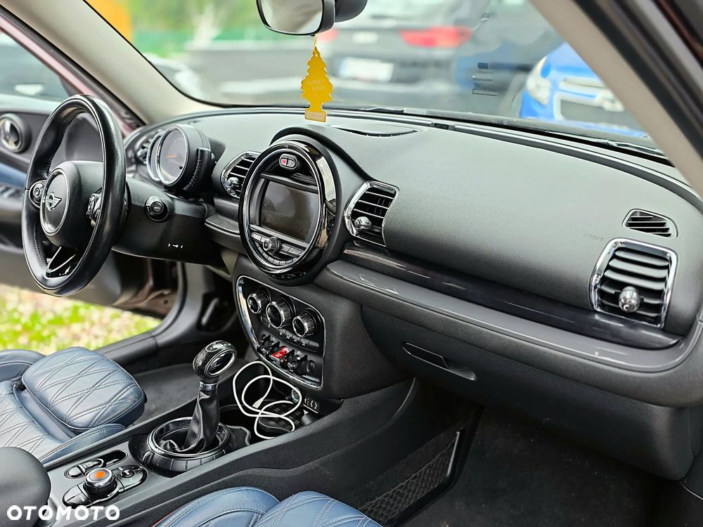 MINI Clubman Cooper Essential Trim - 9