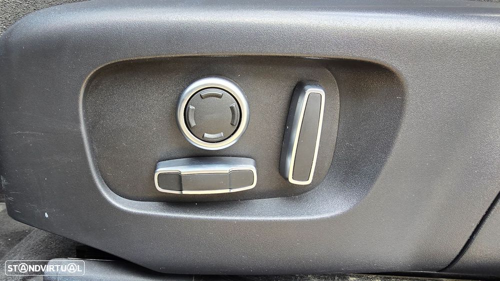 Land Rover Range Rover Evoque - 44