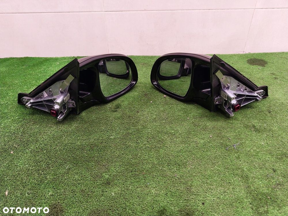 BMW XM G09 LUSTERKO PRAWE LEWE EU 6PIN KAMERA ASYSTENT SHADOWLINE FOTOCHROM - 2
