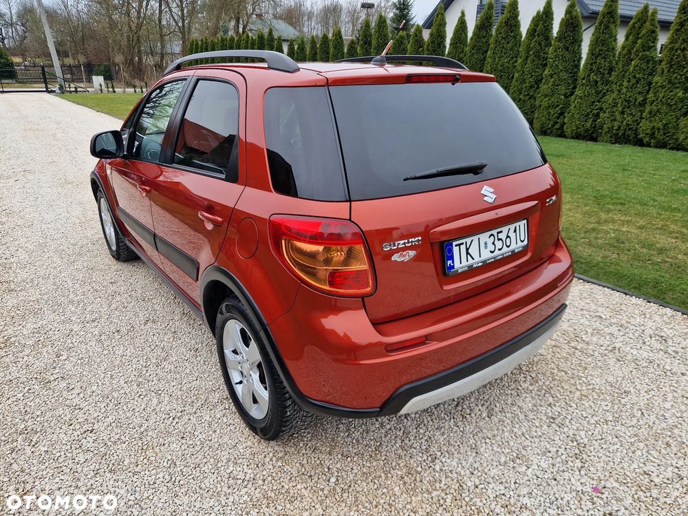 Suzuki SX4 1.6 VVT Streetline 4x2 Club - 17