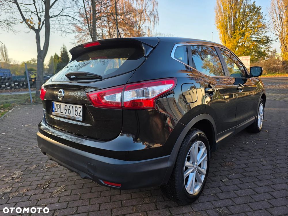 Nissan Qashqai 1.2 DIG-T N-Vision - 4