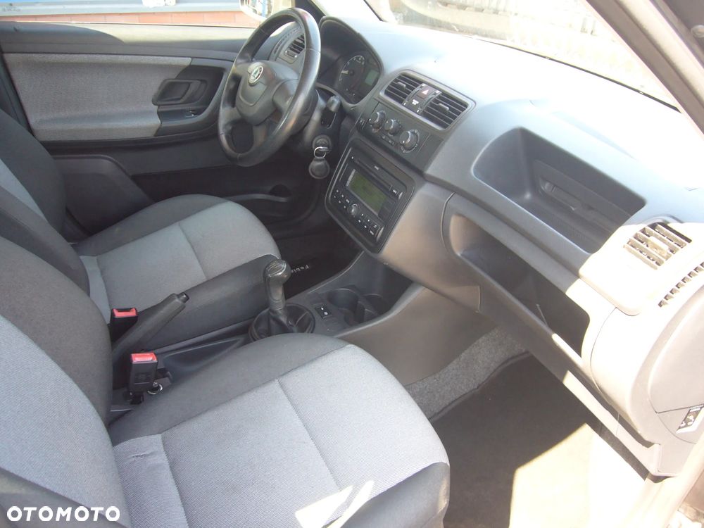 Skoda Fabia 1.2 HTP Ambiente - 18