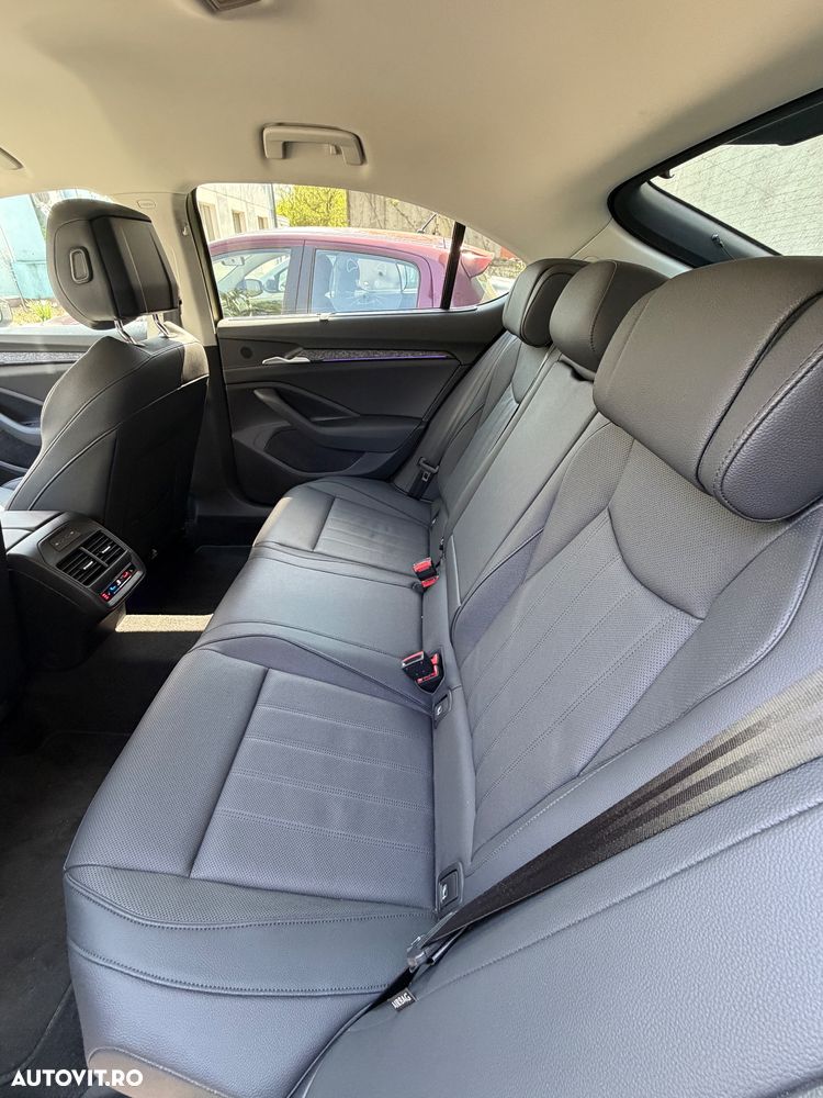 Skoda Superb 2.0 TDI 150 CP DSG Selection - 9