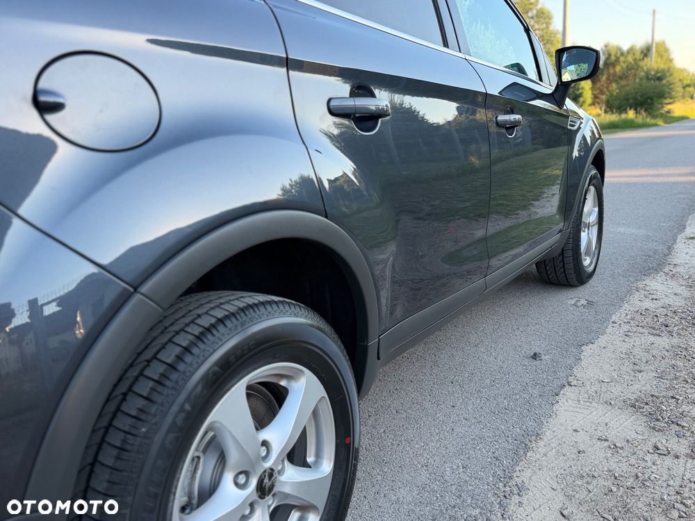Ford Kuga 2.0 TDCi 4x4 Titanium - 13