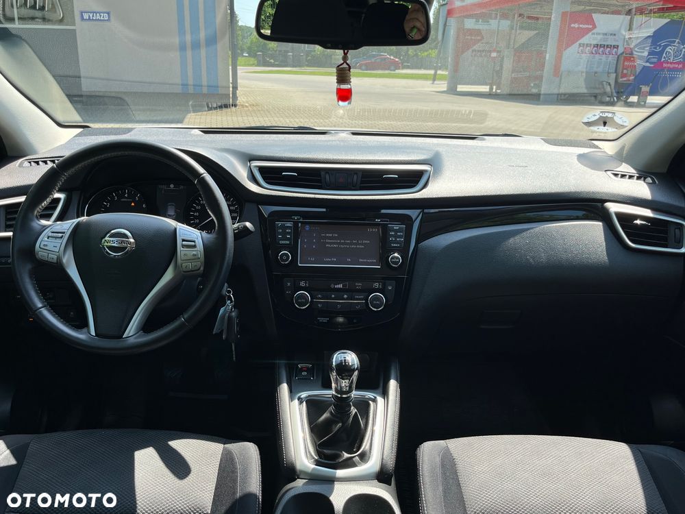Nissan Qashqai 1.2 DIG-T Acenta EU6 - 17