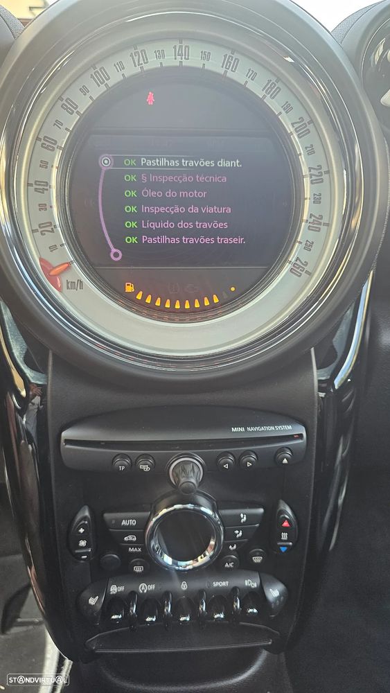 MINI Paceman Cooper SD All4 - 4