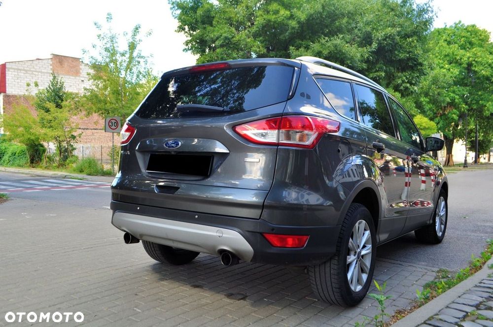 Ford Kuga - 4