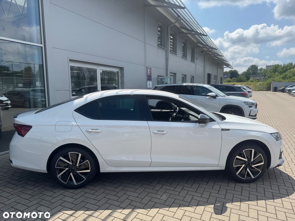 Skoda Octavia 2.0 TDI Sportline DSG - 7