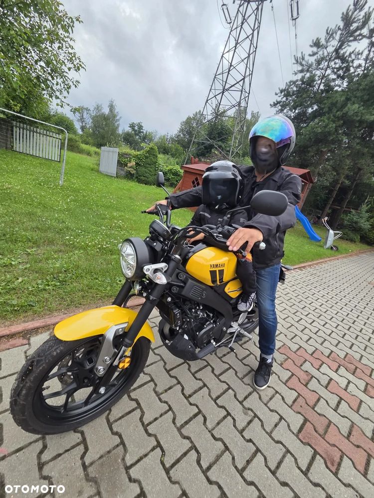 Yamaha XSR - 27