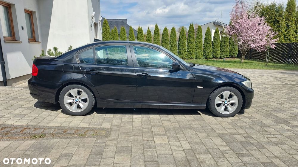 BMW Seria 3 318d DPF Edition Exclusive - 6