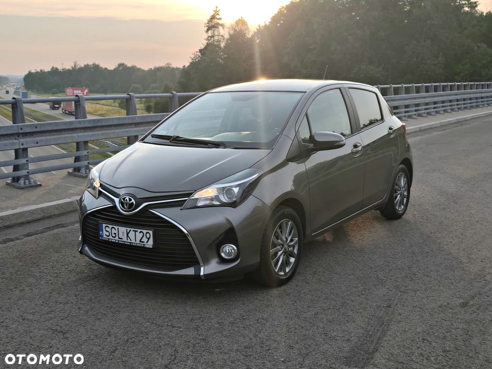 Toyota Yaris 1.33 Premium - 1