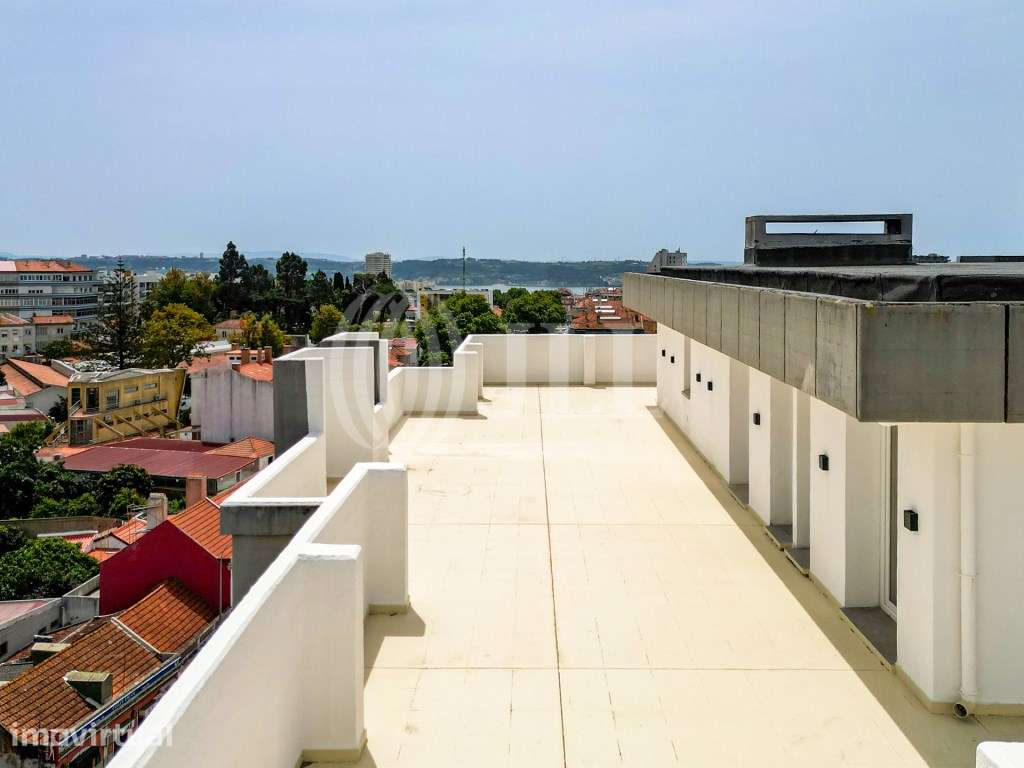 Apartamento T4, penthouse, com terraço, Linda-a-Velha, Lisboa - Grande imagem: 3/34