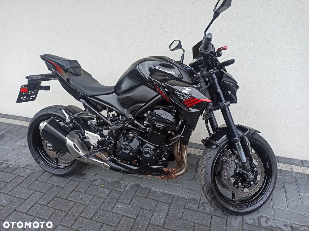 Kawasaki Z 900 - 8
