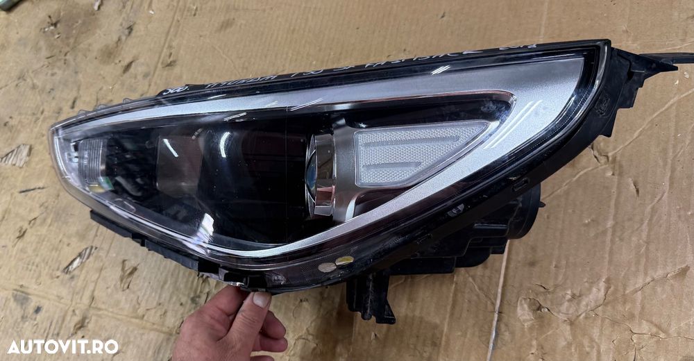 Far stanga complet HYUNDAI I30 3 an 2016-2020 cod g4921-22010 cu mic defect - 3