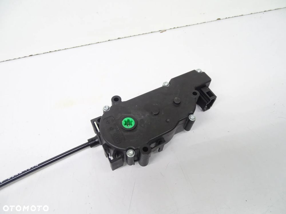 E KLASA W212 Zamek klapy 2047400735 - 4